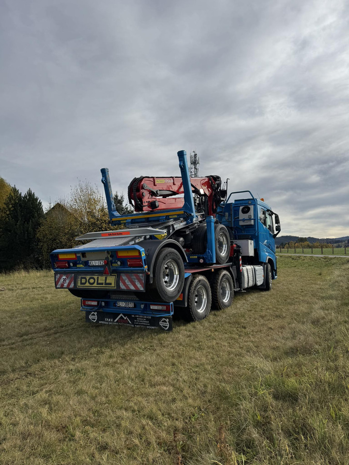 Camion trasporto legname, Camion con gru VOLVO FH540: foto 13