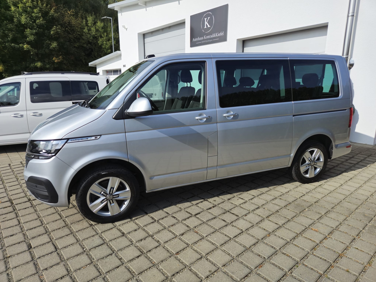 VOLKSWAGEN T6.1 Caravelle 4Motion/Automatik/Kamera/App-Con. - Pulmino: foto 3 VOLKSWAGEN T6.1 Caravelle 4Motion/Automatik/Kamera/App-Con. - Pulmino: foto 3