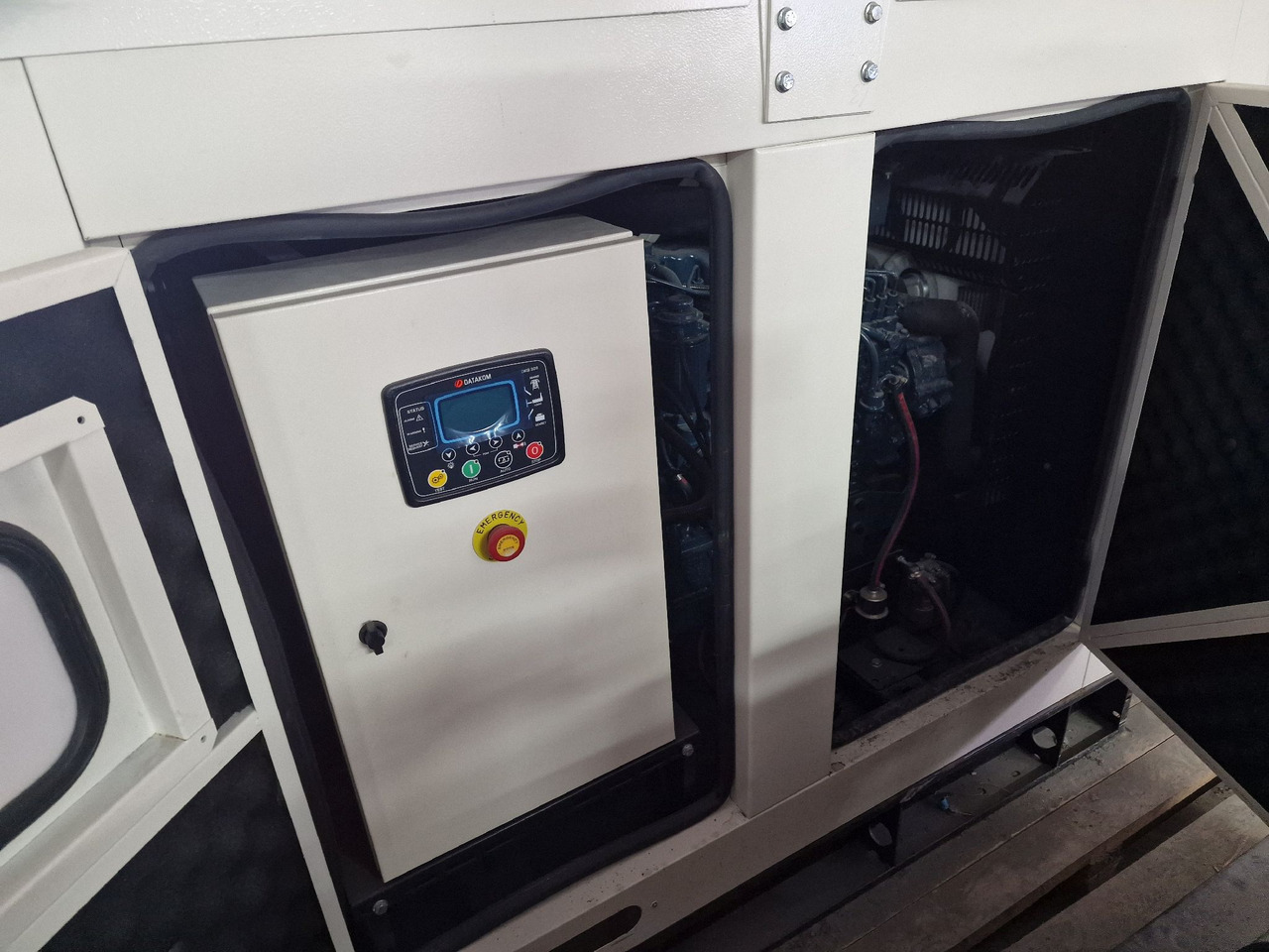 Kubota V3300 DMG 330 - Attrezzature per officina: foto 5 Kubota V3300 DMG 330 - Attrezzature per officina: foto 5