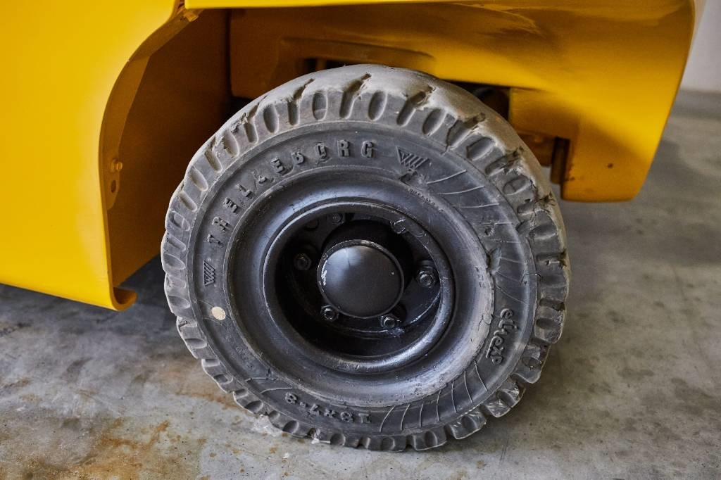 Yale ERP35VL - Carrello elevatore elettrico: foto 4 Yale ERP35VL - Carrello elevatore elettrico: foto 4