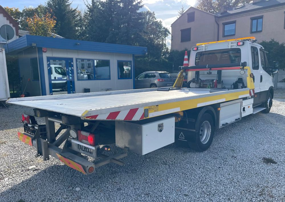 Iveco Daily 70C17 Pomoc drogowa Laweta 2016r - Carro attrezzi: foto 5 Iveco Daily 70C17 Pomoc drogowa Laweta 2016r - Carro attrezzi: foto 5