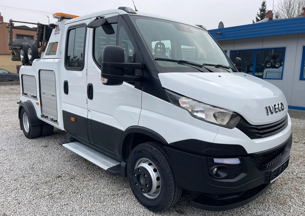 Iveco Daily 70C18 Hi-Matic Pomoc drogowa Holownik 2018r - Carro attrezzi: foto 3 Iveco Daily 70C18 Hi-Matic Pomoc drogowa Holownik 2018r - Carro attrezzi: foto 3