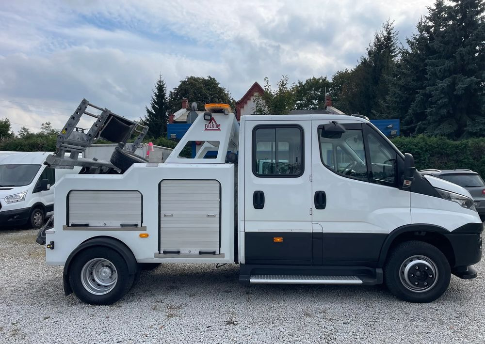 Iveco Daily 70C18 Hi-Matic Pomoc drogowa Holownik 2019r - Carro attrezzi: foto 4 Iveco Daily 70C18 Hi-Matic Pomoc drogowa Holownik 2019r - Carro attrezzi: foto 4