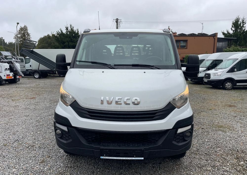 Iveco Daily 70C18 Pomoc drogowa Laweta 2017r - Carro attrezzi: foto 2 Iveco Daily 70C18 Pomoc drogowa Laweta 2017r - Carro attrezzi: foto 2