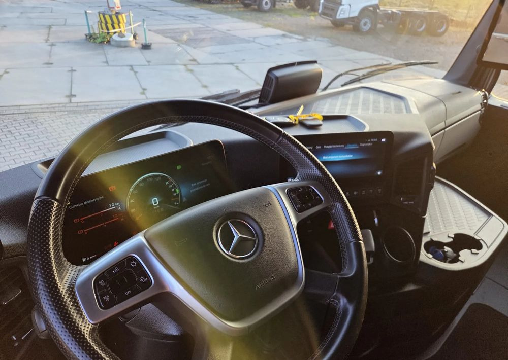 Mercedes-Benz Actros 1845/ Retarder olejowy/Klima Postojowa / Aktywny tempomat ACC/ - Trattore stradale: foto 5 Mercedes-Benz Actros 1845/ Retarder olejowy/Klima Postojowa / Aktywny tempomat ACC/ - Trattore stradale: foto 5