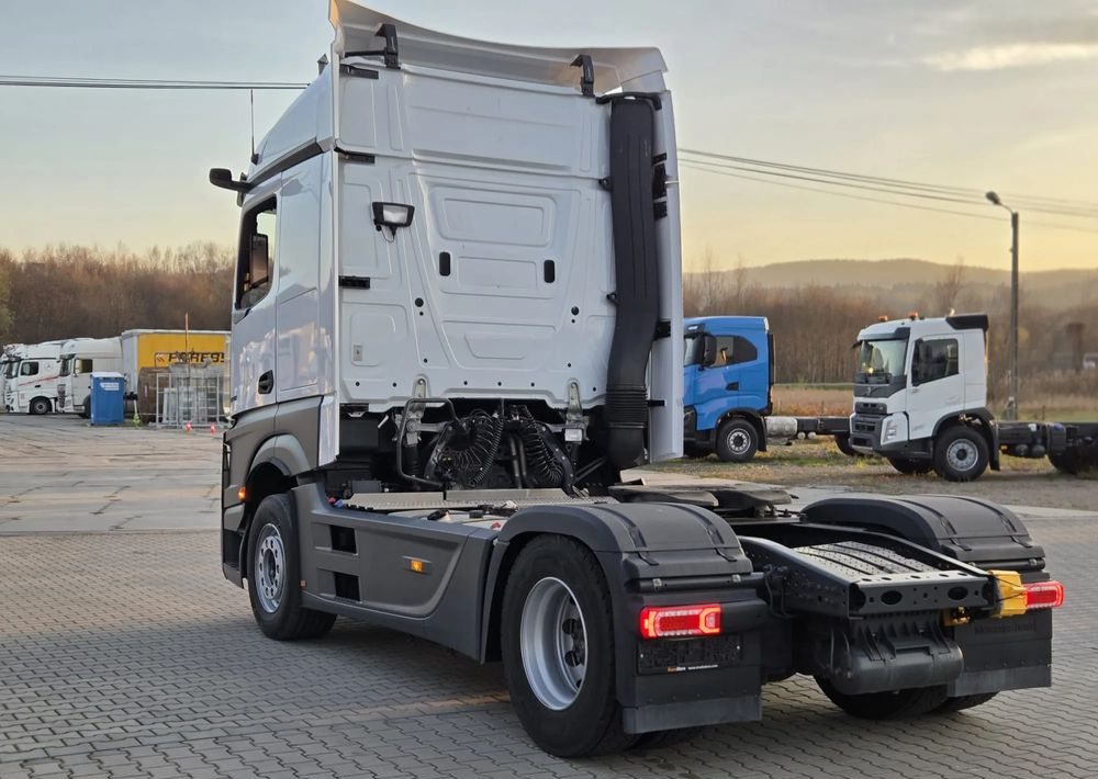 Mercedes-Benz Actros 1845/ Retarder olejowy/Klima Postojowa / Aktywny tempomat ACC/ - Trattore stradale: foto 4 Mercedes-Benz Actros 1845/ Retarder olejowy/Klima Postojowa / Aktywny tempomat ACC/ - Trattore stradale: foto 4