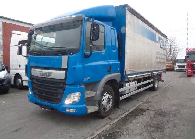 DAF CF 18.290, Euro 6, deut. Auto, Mit Bett - Camion centinato: foto 2 DAF CF 18.290, Euro 6, deut. Auto, Mit Bett - Camion centinato: foto 2
