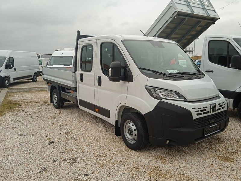 Fiat DUCATO LWB DOKA PRITSCHE - Furgone con cassone fisso: foto 1 Fiat DUCATO LWB DOKA PRITSCHE - Furgone con cassone fisso: foto 1
