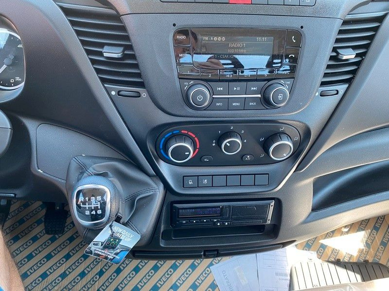 Iveco Daily 70C18H Dreiseitenkipper Iveco Daily 70C18H Dreiseitenkipper - Furgone ribaltabile: foto 2 Iveco Daily 70C18H Dreiseitenkipper Iveco Daily 70C18H Dreiseitenkipper - Furgone ribaltabile: foto 2