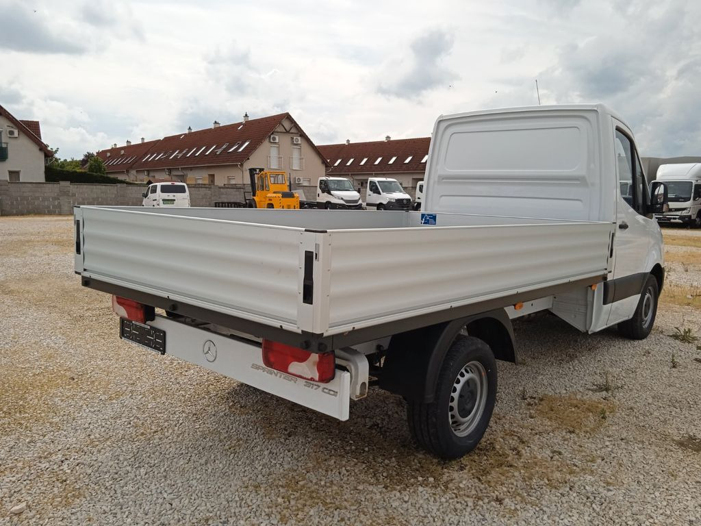 Mercedes-Benz 317 CDI RWD L2 Pritche 3665mm SOFORT Mercedes-Benz 317 CDI RWD L2 Pritche 3665mm SOFORT - Furgone con cassone fisso: foto 3 Mercedes-Benz 317 CDI RWD L2 Pritche 3665mm SOFORT Mercedes-Benz 317 CDI RWD L2 Pritche 3665mm SOFORT - Furgone con cassone fisso: foto 3