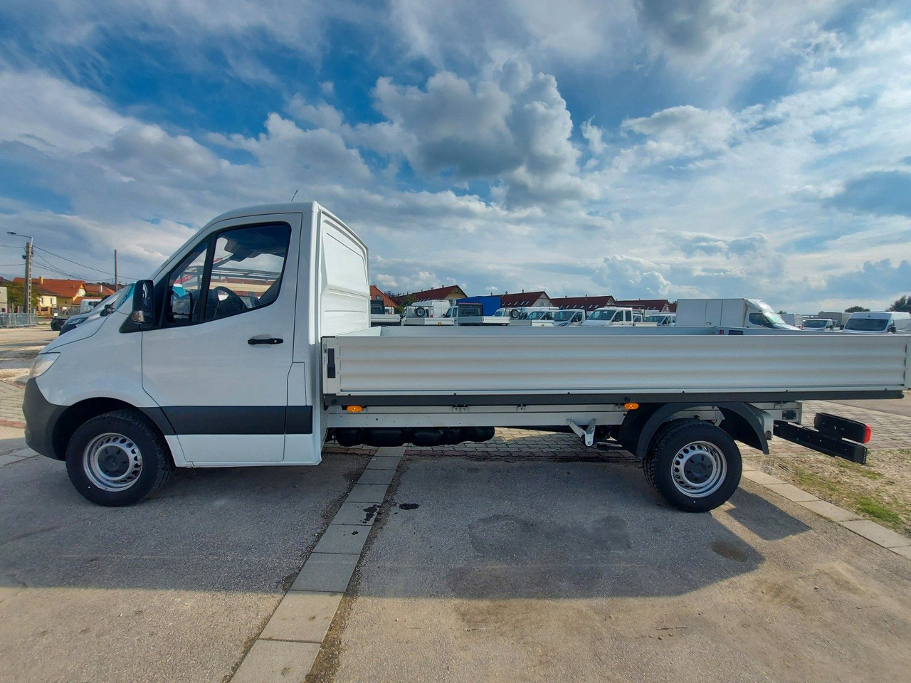 Mercedes-Benz Sprinter 315Pritsche - Furgone con cassone fisso: foto 2 Mercedes-Benz Sprinter 315Pritsche - Furgone con cassone fisso: foto 2