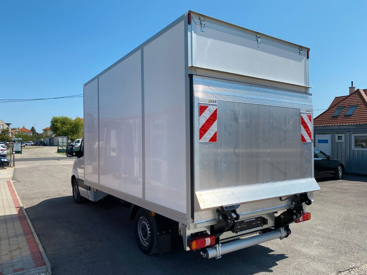 Mercedes-Benz Sprinter 317 Koffer+LBW - Furgone box: foto 4 Mercedes-Benz Sprinter 317 Koffer+LBW - Furgone box: foto 4