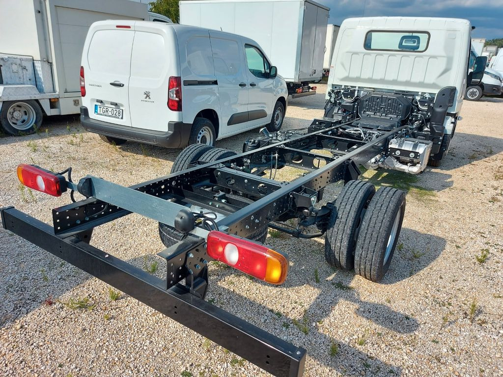 Mitsubishi Canter Fuso Fahrgestell mit wählbar Aufbau Mitsubishi Canter Fuso Fahrgestell mit wählbar Aufbau - Autocarro telaio: foto 3 Mitsubishi Canter Fuso Fahrgestell mit wählbar Aufbau Mitsubishi Canter Fuso Fahrgestell mit wählbar Aufbau - Autocarro telaio: foto 3