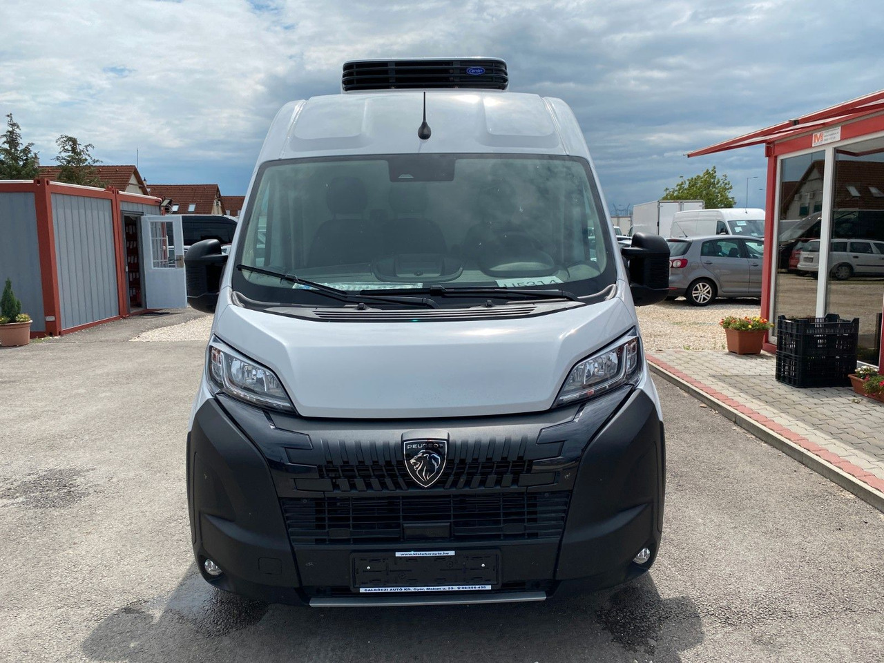 Peugeot Boxer Kasten Hochraum 435 L4H2 BlueHDi 140 Peugeot Boxer Kühlkasten 435 L4H2 BlueHDi 140 - Furgone chiuso: foto 2 Peugeot Boxer Kasten Hochraum 435 L4H2 BlueHDi 140 Peugeot Boxer Kühlkasten 435 L4H2 BlueHDi 140 - Furgone chiuso: foto 2