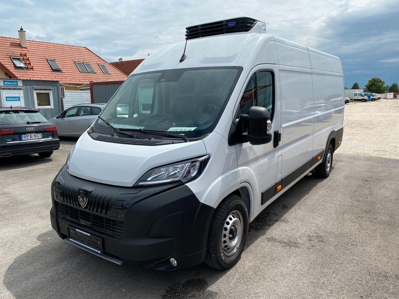 Peugeot Boxer Kasten Hochraum 435 L4H2 BlueHDi 140 Peugeot Boxer Kühlkasten 435 L4H2 BlueHDi 140 - Furgone chiuso: foto 1 Peugeot Boxer Kasten Hochraum 435 L4H2 BlueHDi 140 Peugeot Boxer Kühlkasten 435 L4H2 BlueHDi 140 - Furgone chiuso: foto 1