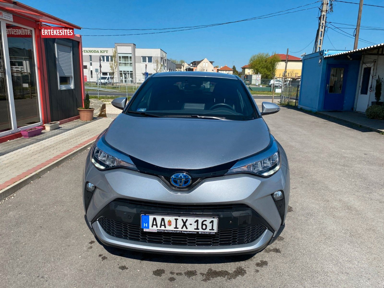 Toyota C-HR 1.8-l-VVTi Hybrid Flow - SUV/ Fuoristrada: foto 1 Toyota C-HR 1.8-l-VVTi Hybrid Flow - SUV/ Fuoristrada: foto 1