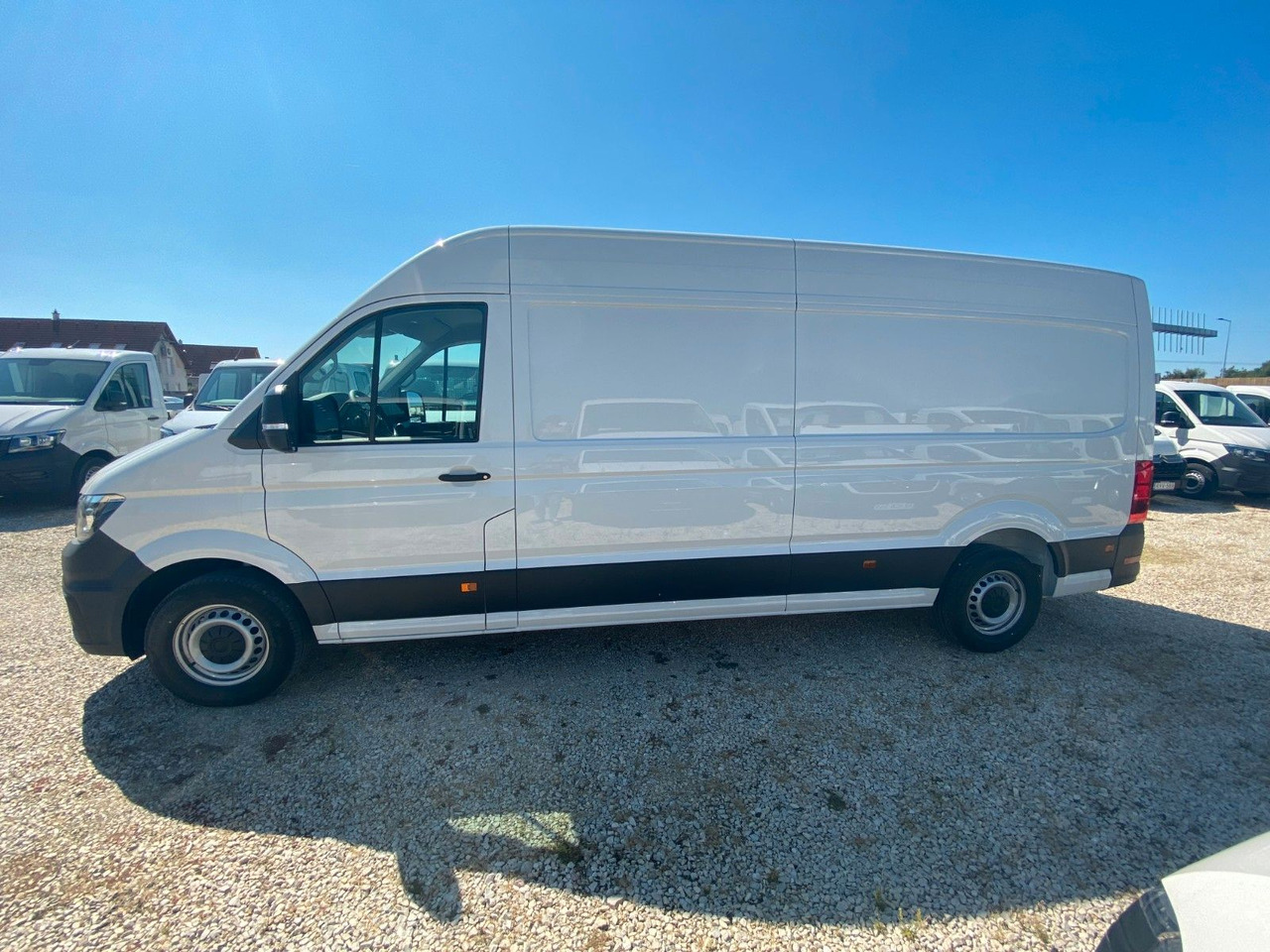 Volkswagen Crafter L4H3 Kastenwagen 2.0 TDI 177Ps Sofort - Furgone chiuso: foto 3 Volkswagen Crafter L4H3 Kastenwagen 2.0 TDI 177Ps Sofort - Furgone chiuso: foto 3