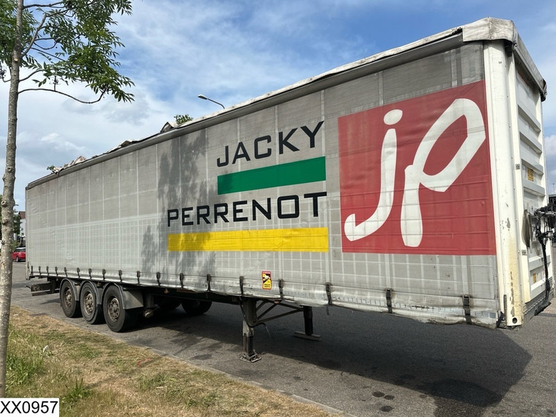 Fruehauf Tautliner - Semirimorchio centinato: foto 5 Fruehauf Tautliner - Semirimorchio centinato: foto 5