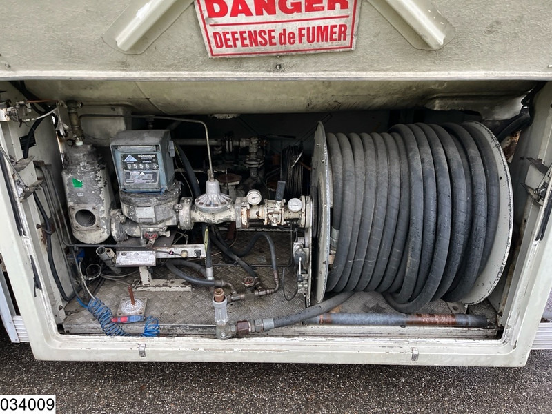 Guhur Gas 49300 liter, LPG GPL Butane gas, 1 Comp - Semirimorchio cisterna: foto 5 Guhur Gas 49300 liter, LPG GPL Butane gas, 1 Comp - Semirimorchio cisterna: foto 5