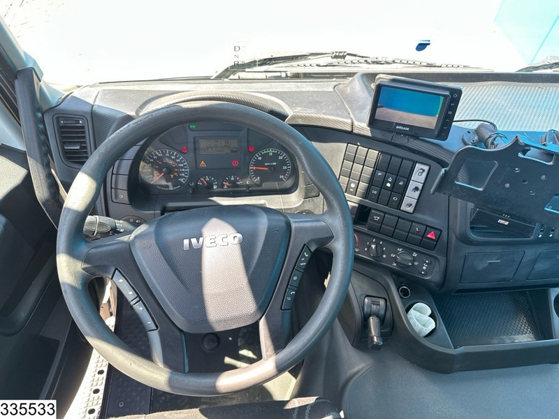 Autocarro con pianale/ Cassone fisso, Camion con gru Iveco Trakker 360 6X4, EURO 6, Palfinger, Remote: foto 10