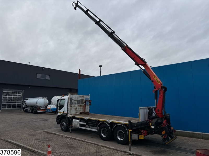 Iveco Trakker 360 6X4, EURO 6, Palfinger, Remote, Steel suspension - Autocarro con pianale/ Cassone fisso, Camion con gru: foto 4 Iveco Trakker 360 6X4, EURO 6, Palfinger, Remote, Steel suspension - Autocarro con pianale/ Cassone fisso, Camion con gru: foto 4