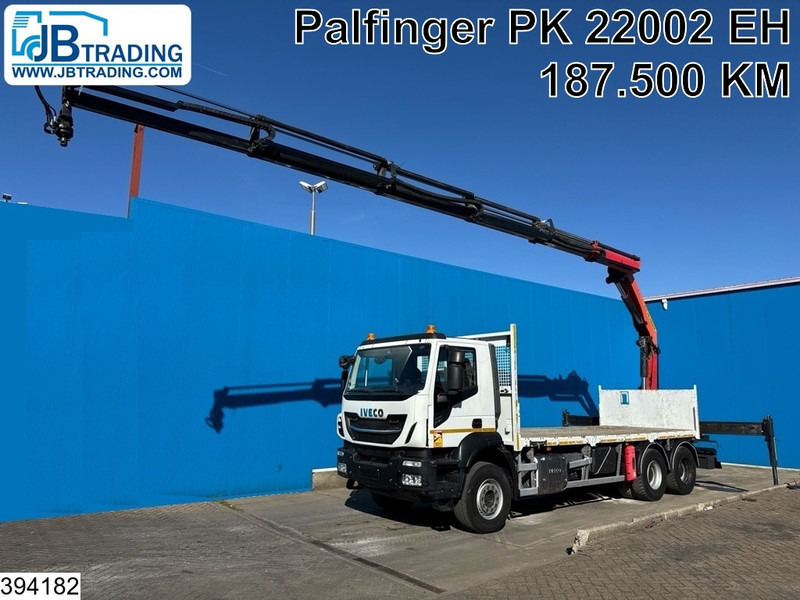 Iveco Trakker 360 6X4, EURO 6, Steel suspension, Palfinger - Autocarro con pianale/ Cassone fisso, Camion con gru: foto 1 Iveco Trakker 360 6X4, EURO 6, Steel suspension, Palfinger - Autocarro con pianale/ Cassone fisso, Camion con gru: foto 1