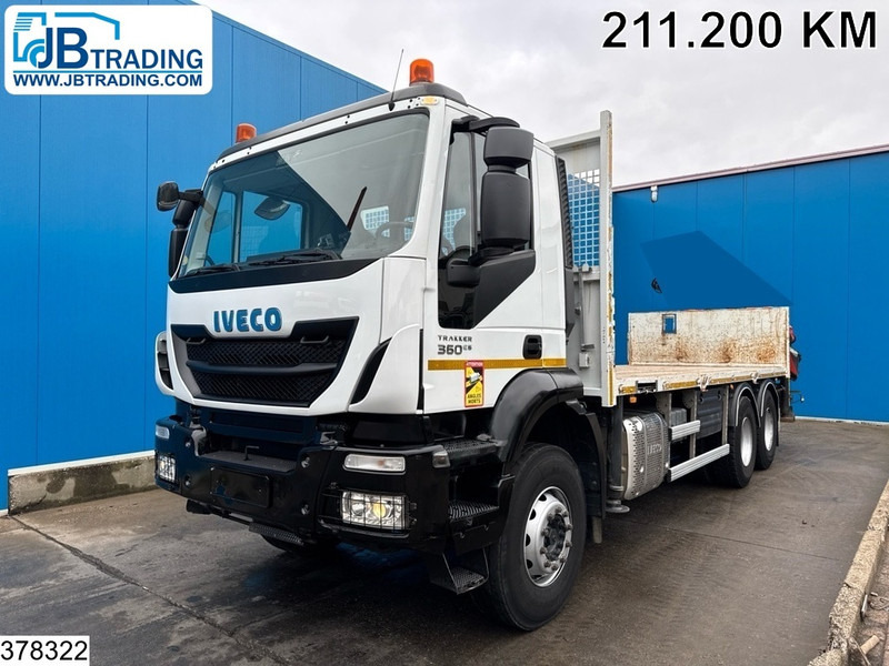 Iveco Trakker 360 6x4, EURO 6, Steelsuspension, Hub reduction - Autocarro con pianale/ Cassone fisso: foto 1 Iveco Trakker 360 6x4, EURO 6, Steelsuspension, Hub reduction - Autocarro con pianale/ Cassone fisso: foto 1