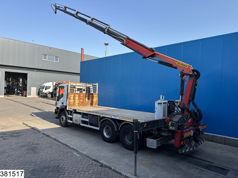 Iveco Trakker 360 - Autocarro con pianale/ Cassone fisso, Camion con gru: foto 4 Iveco Trakker 360 - Autocarro con pianale/ Cassone fisso, Camion con gru: foto 4