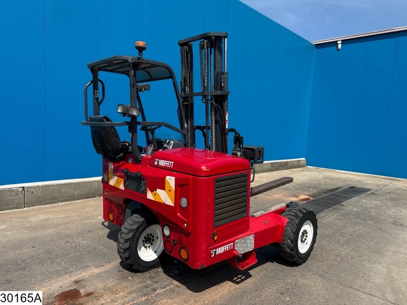 Moffett M5 20.4 1889 Hr, 26.1 kW - Carrello elevatore diesel: foto 4 Moffett M5 20.4 1889 Hr, 26.1 kW - Carrello elevatore diesel: foto 4