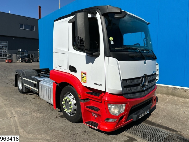 Mercedes-Benz Actros 1843 EURO 6, Retarder, Lohr, Standairco - Trattore stradale: foto 3 Mercedes-Benz Actros 1843 EURO 6, Retarder, Lohr, Standairco - Trattore stradale: foto 3