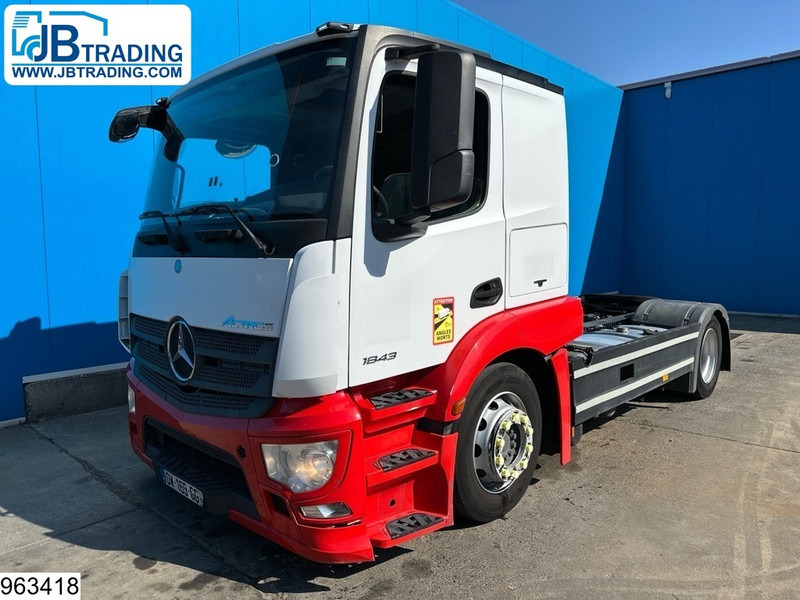 Mercedes-Benz Actros 1843 EURO 6, Retarder, Lohr, Standairco - Trattore stradale: foto 1 Mercedes-Benz Actros 1843 EURO 6, Retarder, Lohr, Standairco - Trattore stradale: foto 1