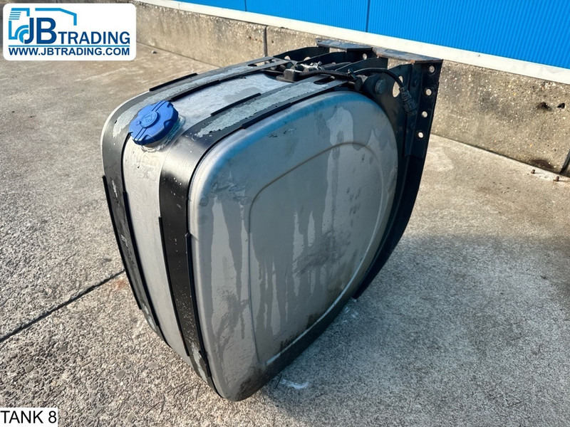 Universeel AdBlue Tank - Serbatoio carburante: foto 1 Universeel AdBlue Tank - Serbatoio carburante: foto 1