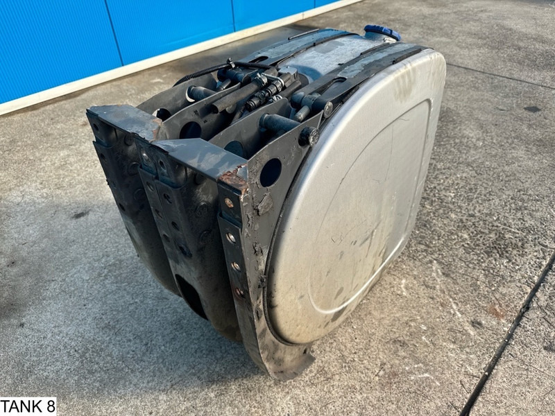 Universeel AdBlue Tank - Serbatoio carburante: foto 2 Universeel AdBlue Tank - Serbatoio carburante: foto 2