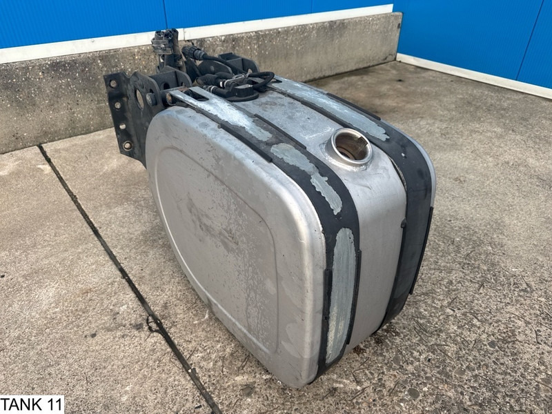 Universeel AdBlue Tank - Serbatoio carburante: foto 3 Universeel AdBlue Tank - Serbatoio carburante: foto 3