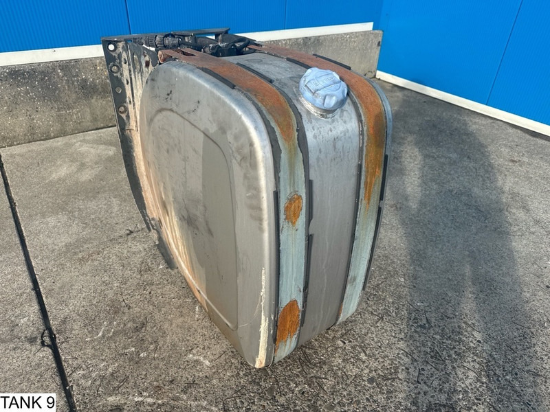 Universeel AdBlue Tank - Serbatoio carburante: foto 3 Universeel AdBlue Tank - Serbatoio carburante: foto 3