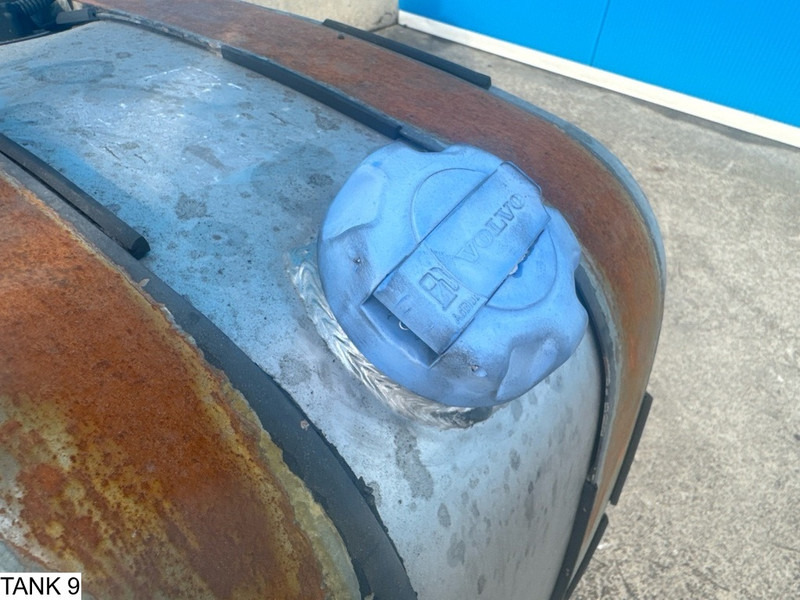 Universeel AdBlue Tank - Serbatoio carburante: foto 5 Universeel AdBlue Tank - Serbatoio carburante: foto 5