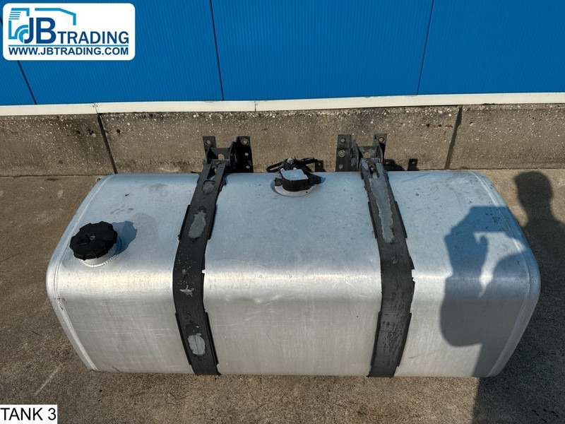 Universeel Brandstoftank - Serbatoio carburante per Camion: foto 1 Universeel Brandstoftank - Serbatoio carburante per Camion: foto 1