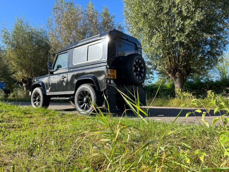 Land Rover Defender X tech with black pack - Autovettura: foto 2 Land Rover Defender X tech with black pack - Autovettura: foto 2