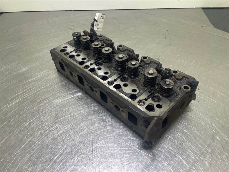 Ahlmann AS900-Cummins B3.3T-Cylinder head/Zylinderköpf - Motore per Macchina da cantiere: foto 4 Ahlmann AS900-Cummins B3.3T-Cylinder head/Zylinderköpf - Motore per Macchina da cantiere: foto 4