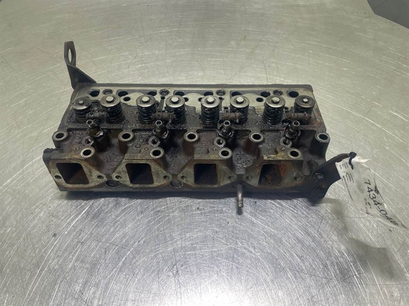Ahlmann AS900-Cummins B3.3T-Cylinder head/Zylinderköpf - Motore per Macchina da cantiere: foto 1 Ahlmann AS900-Cummins B3.3T-Cylinder head/Zylinderköpf - Motore per Macchina da cantiere: foto 1