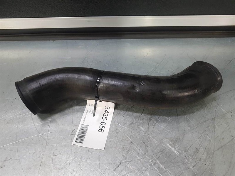 Ahlmann AZ150-4100295A/23108373-Hose/Ladeluftschlauch - Motore e ricambi per Macchina da cantiere: foto 1 Ahlmann AZ150-4100295A/23108373-Hose/Ladeluftschlauch - Motore e ricambi per Macchina da cantiere: foto 1