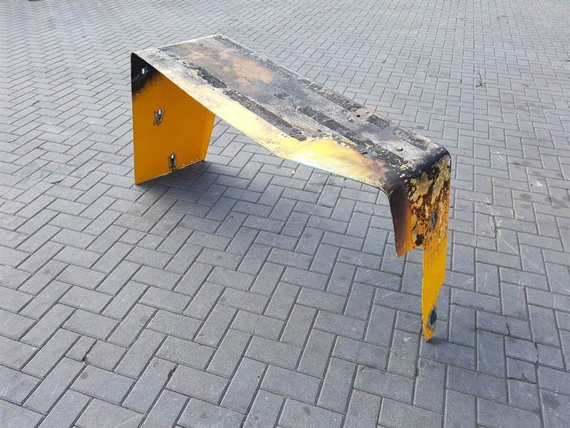 Ahlmann AZ150-4181501A-Mud guard/Kotfluegel/Spatbord - Parafango per Macchina da cantiere: foto 2 Ahlmann AZ150-4181501A-Mud guard/Kotfluegel/Spatbord - Parafango per Macchina da cantiere: foto 2