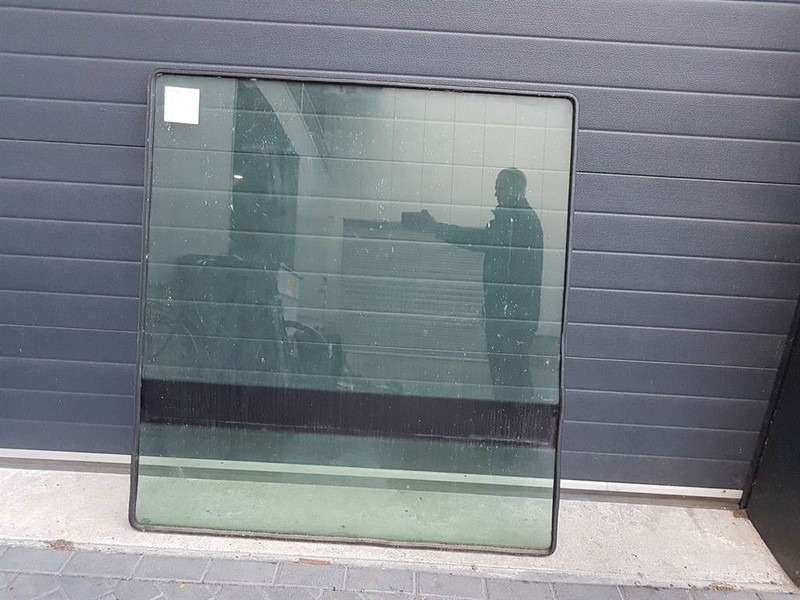 Ahlmann AZ210E-23103164-Window/Scheibe/Ruit - Cabina e interni per Macchina da cantiere: foto 2 Ahlmann AZ210E-23103164-Window/Scheibe/Ruit - Cabina e interni per Macchina da cantiere: foto 2