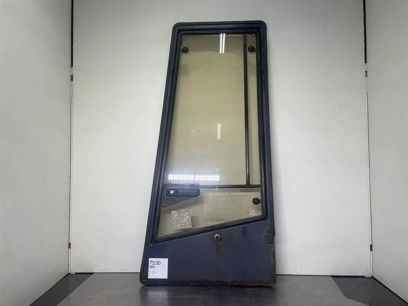 Ahlmann AZ6-4145329K-Door/Tür/Deur - Cabina e interni per Macchina da cantiere: foto 1 Ahlmann AZ6-4145329K-Door/Tür/Deur - Cabina e interni per Macchina da cantiere: foto 1