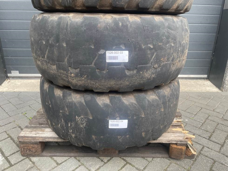 Ahlmann AZ6-Alliance 405/70R20 (16/70R20)-Tire/Reifen/Band - Cerchi e pneumatici per Macchina da cantiere: foto 3 Ahlmann AZ6-Alliance 405/70R20 (16/70R20)-Tire/Reifen/Band - Cerchi e pneumatici per Macchina da cantiere: foto 3