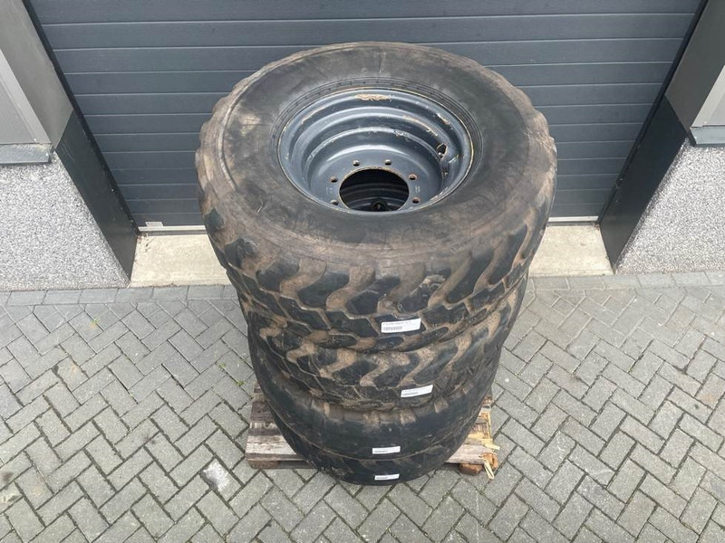 Ahlmann AZ6-Alliance 405/70R20 (16/70R20)-Tire/Reifen/Band - Cerchi e pneumatici per Macchina da cantiere: foto 5 Ahlmann AZ6-Alliance 405/70R20 (16/70R20)-Tire/Reifen/Band - Cerchi e pneumatici per Macchina da cantiere: foto 5