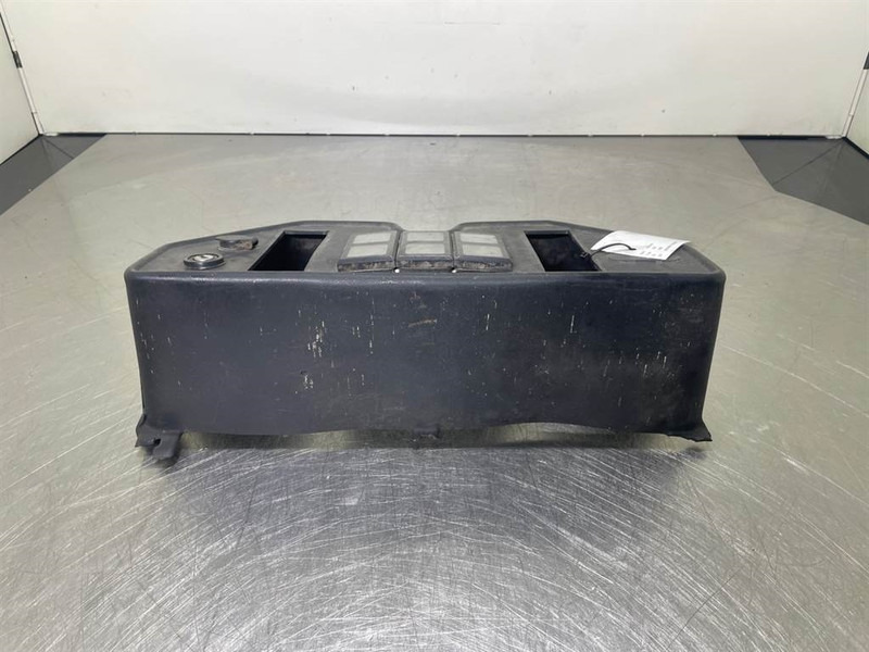 Ahlmann AZ6 - Dashboard/Console/Konsole - Cabina e interni per Macchina da cantiere: foto 3 Ahlmann AZ6 - Dashboard/Console/Konsole - Cabina e interni per Macchina da cantiere: foto 3