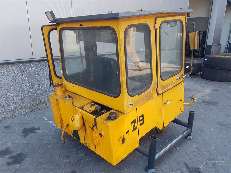Ahlmann AZ9/AS7CS - Cabin/Kabine/Cabine - Cabina e interni per Macchina da cantiere: foto 4 Ahlmann AZ9/AS7CS - Cabin/Kabine/Cabine - Cabina e interni per Macchina da cantiere: foto 4