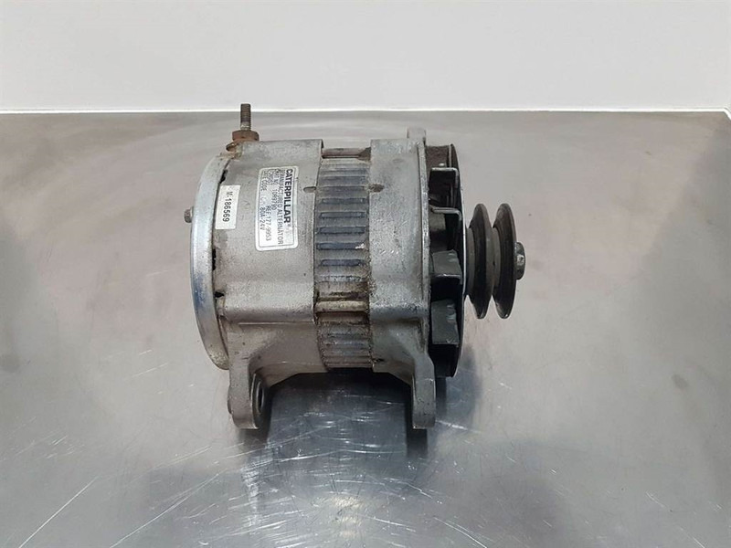 Cat 177-9953-24V 80A-Alternator/Lichtmaschine/Dynamo - Motore per Macchina da cantiere: foto 3 Cat 177-9953-24V 80A-Alternator/Lichtmaschine/Dynamo - Motore per Macchina da cantiere: foto 3