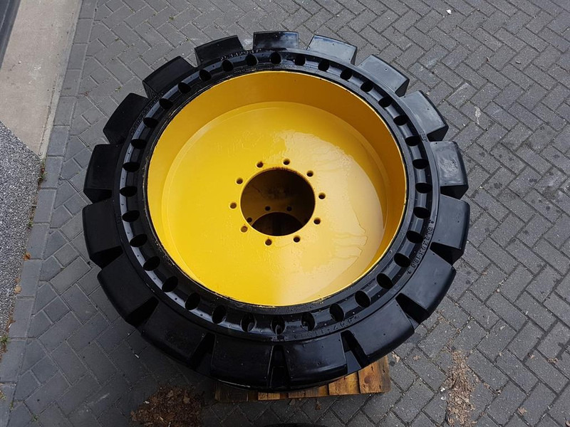 Cat 910/914 - 447-1131 - Tyre/Reifen/Band - Cerchi e pneumatici per Macchina da cantiere: foto 4 Cat 910/914 - 447-1131 - Tyre/Reifen/Band - Cerchi e pneumatici per Macchina da cantiere: foto 4
